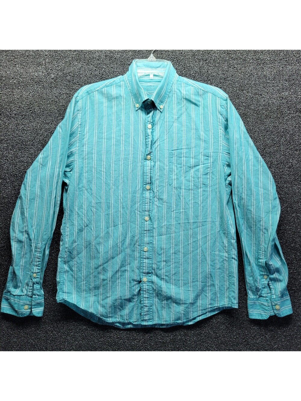 j crew lightweight chambray Men's Sz M Seafoam Longsleeve Button-Down